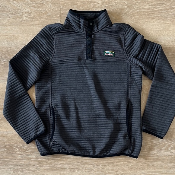 L.L. Bean Sweaters - L.L. Bean Black Quilted Top with Green Logo Patch